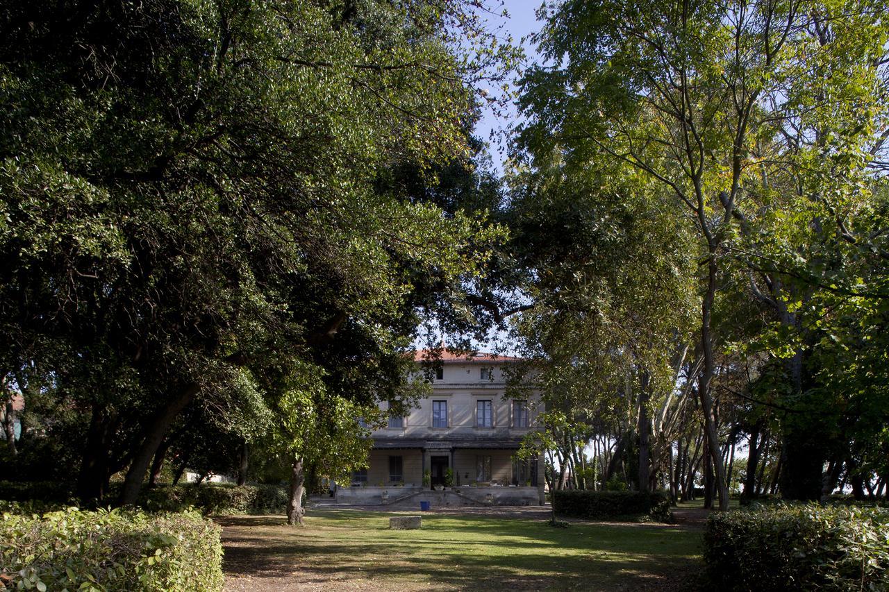 Chateau Sainte Colombe Acomodação com café da manhã Exterior foto